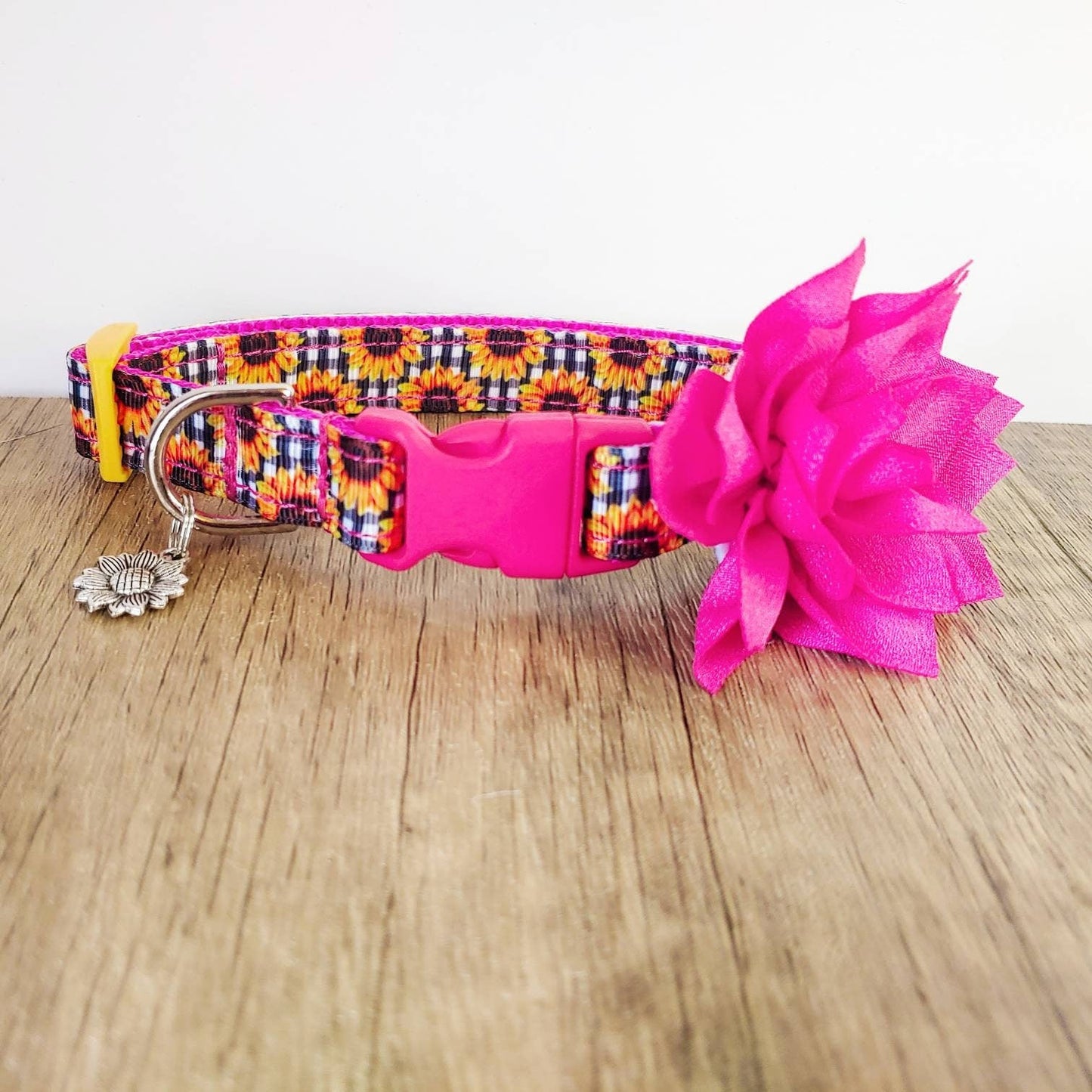 Dog Collar Flowers Multiple colors - Large size