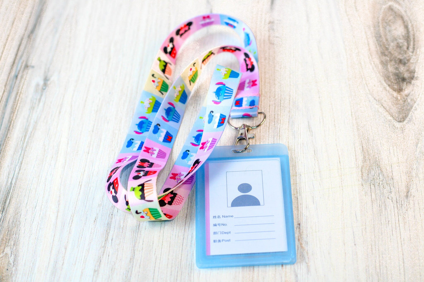 Cupcake Snacks,lanyard,Badge holder,cupcakes,Breakaway lanyard,lanyard,Teacher lanyard,Lanyard for keys